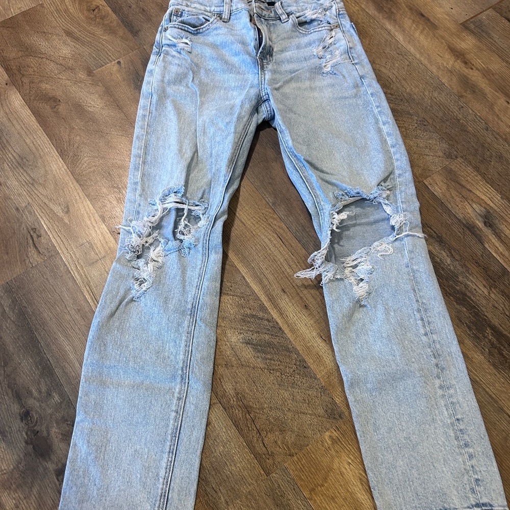American Eagle Light Blue Ripped Jeans